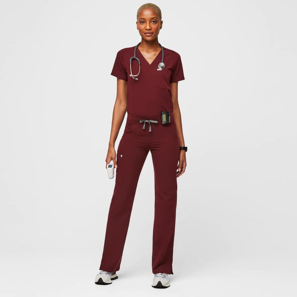 Figs Burgundy Kade scrub pant, size small